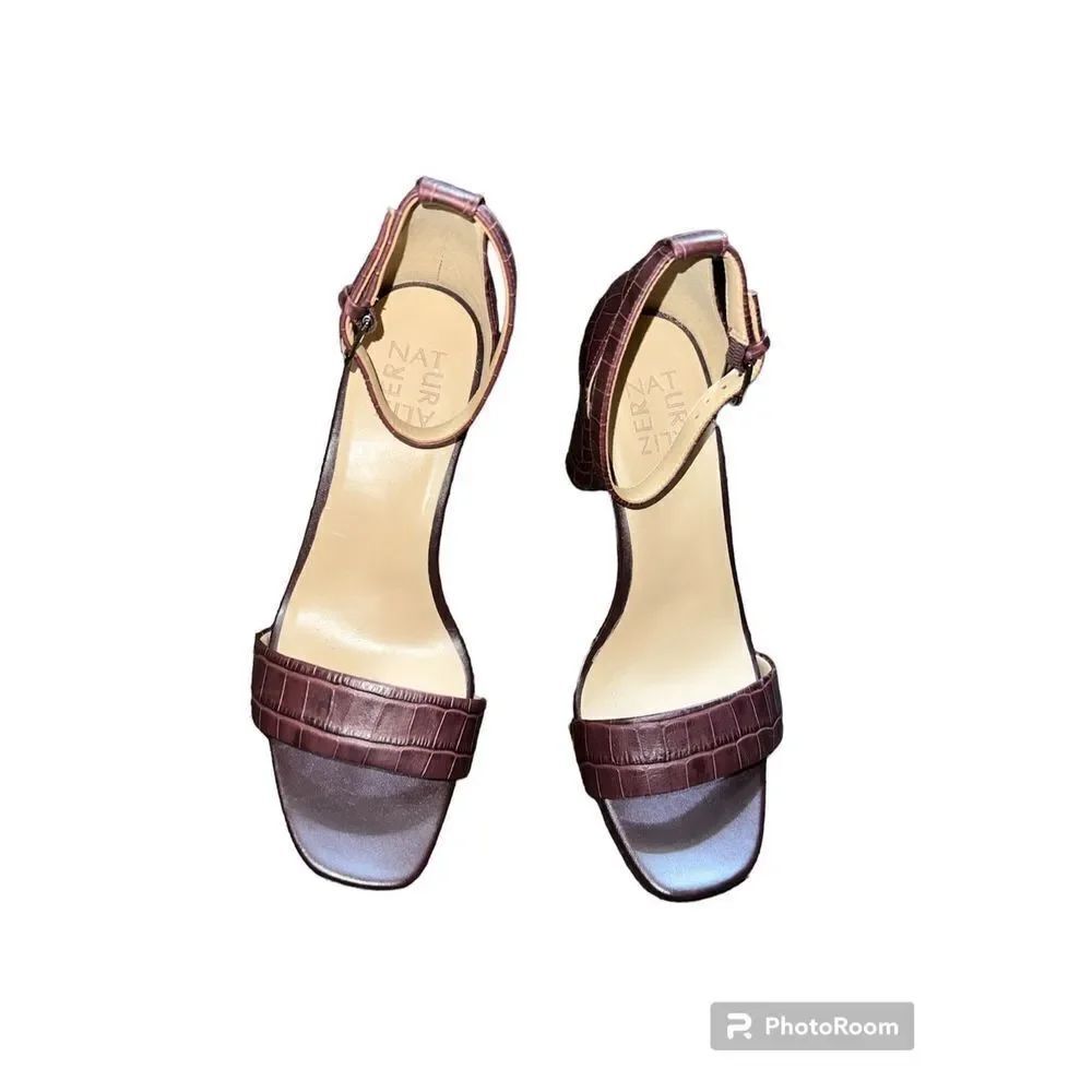 ✨Naturalizer Women's Joy Heeled Sz 8 Sandal✨